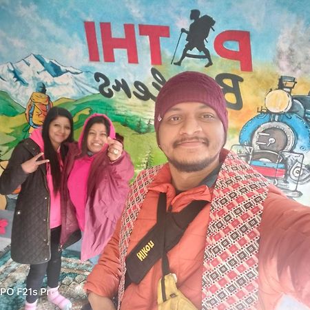 Pathi Bunkers Hostel Darjeeling  Ngoại thất bức ảnh