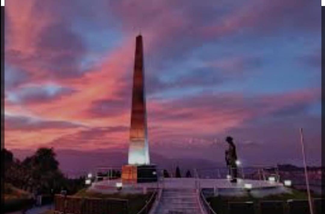 Pathi Bunkers Hostel Darjeeling  Ngoại thất bức ảnh