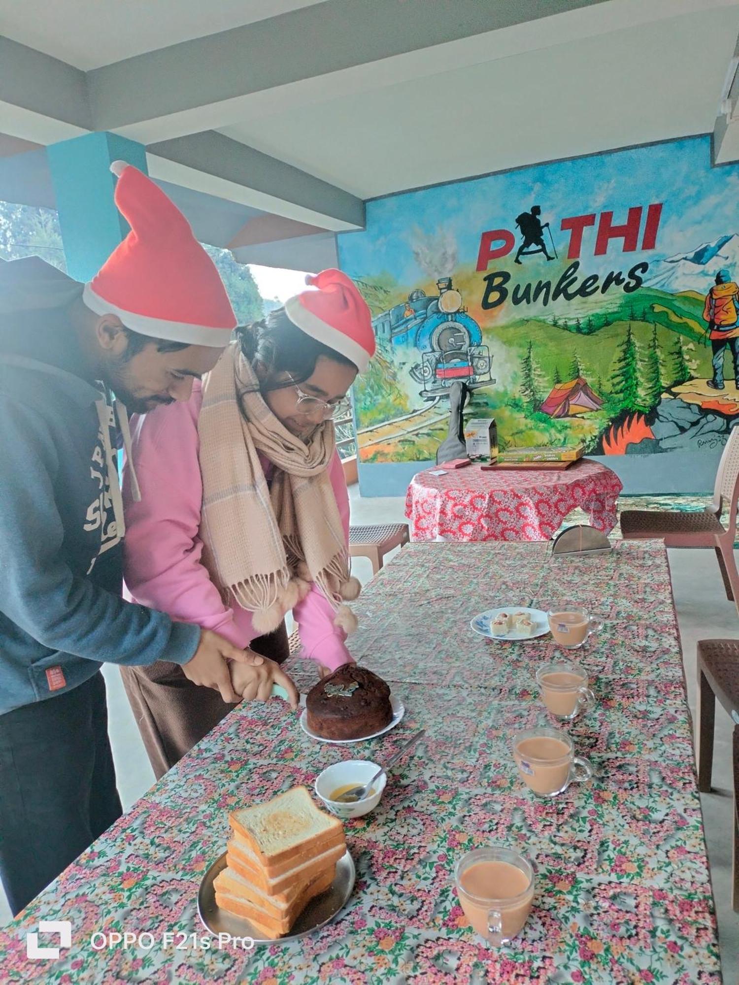 Pathi Bunkers Hostel Darjeeling  Ngoại thất bức ảnh