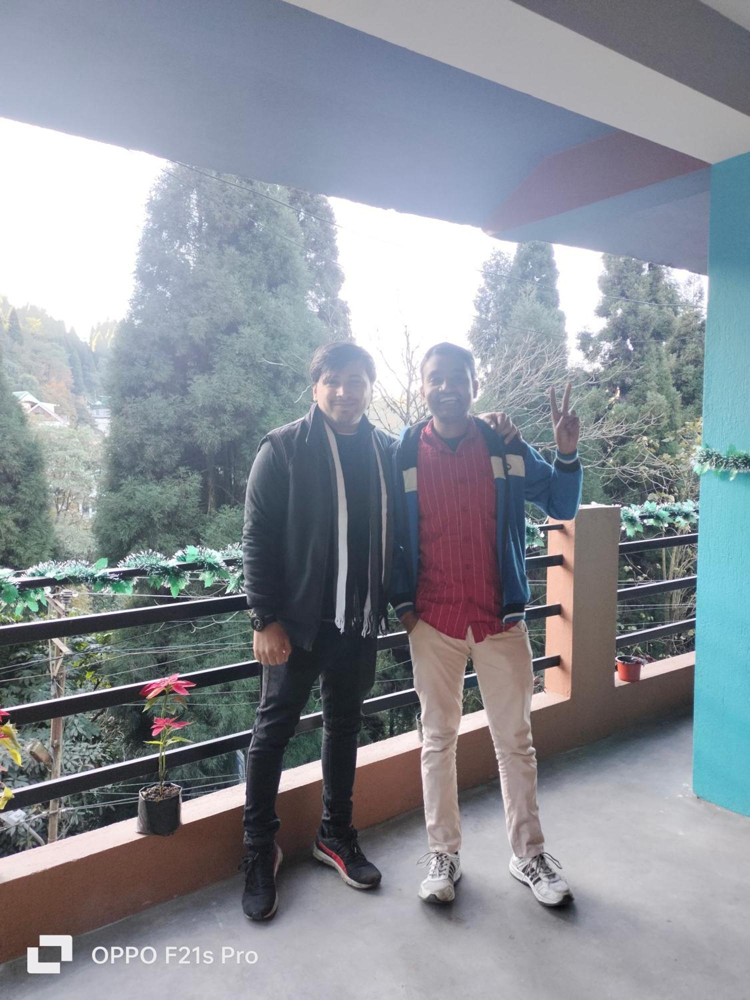 Pathi Bunkers Hostel Darjeeling  Ngoại thất bức ảnh